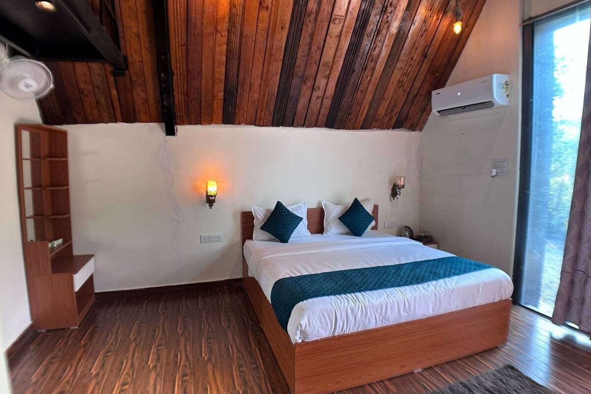 Super Deluxe Room